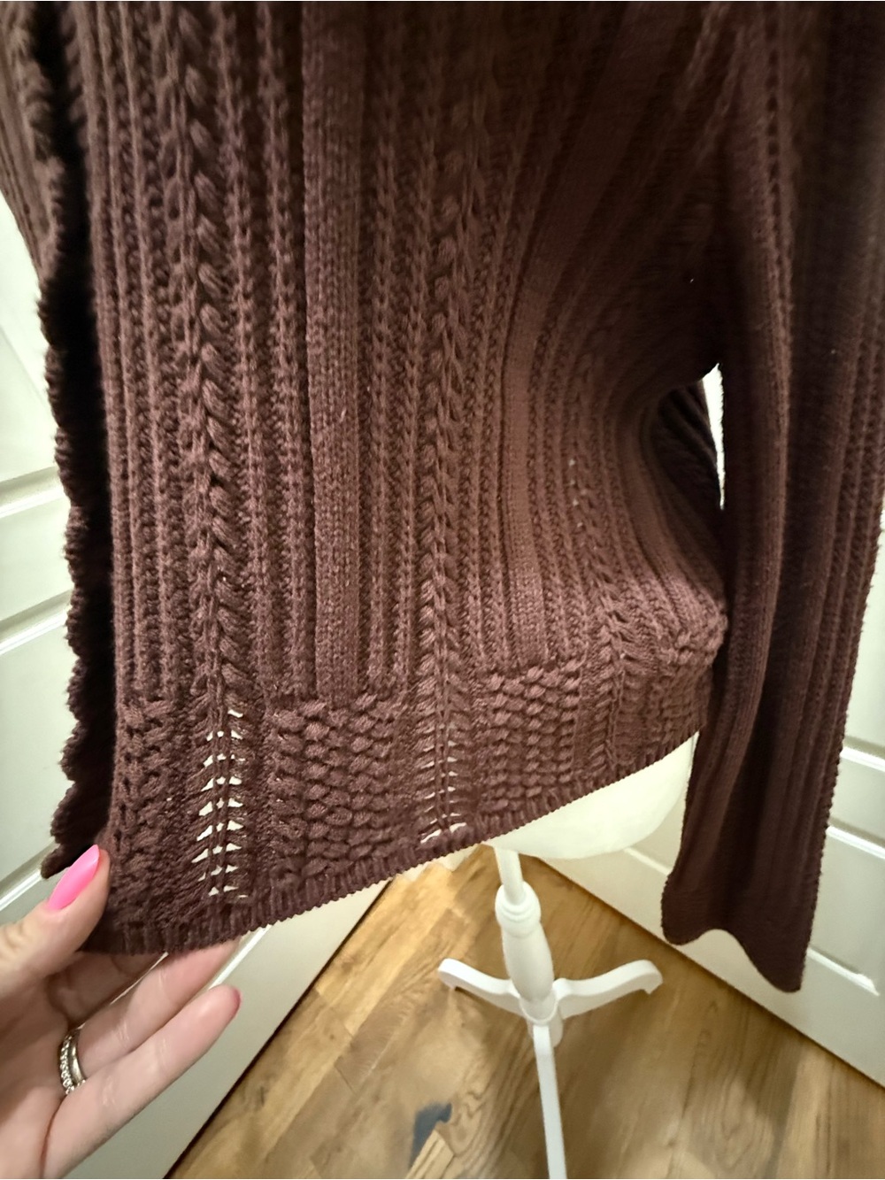 NWT. House of Harlow 1960. Chocolate Brown Cropped Knit Cardigan. Large. - Picture 7 of 13